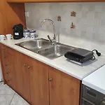 Hopperstay Syros