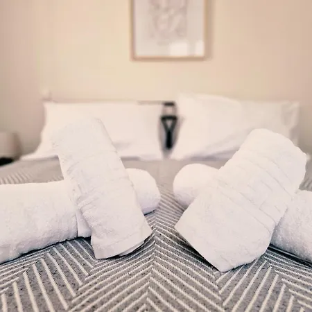 Hopperstay Syros