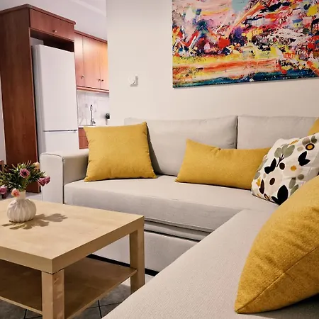 Hopperstay Syros ארמופוליס