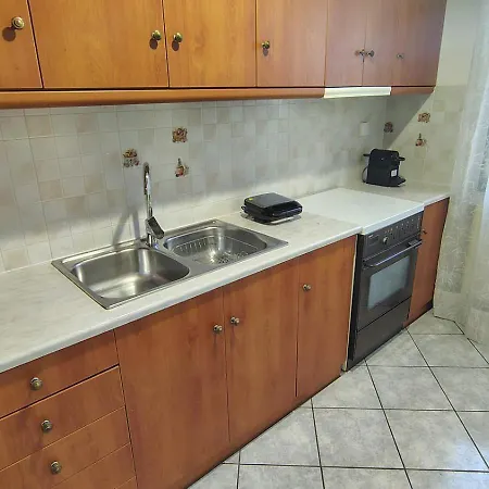 Hopperstay Syros