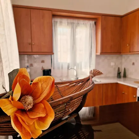 Hopperstay Syros * Ermupoli